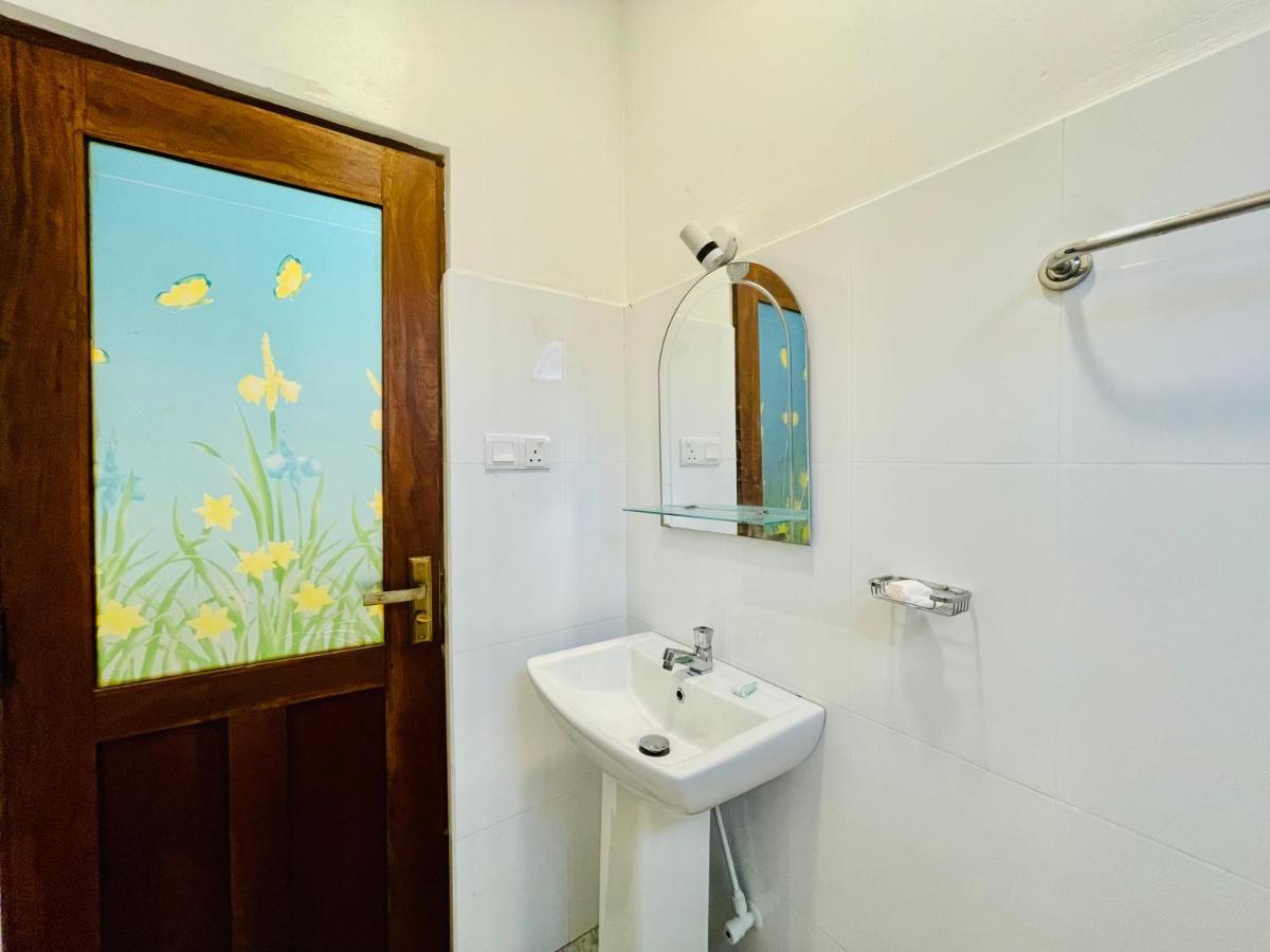 Arrow Beach Resort Bussa 外观 照片